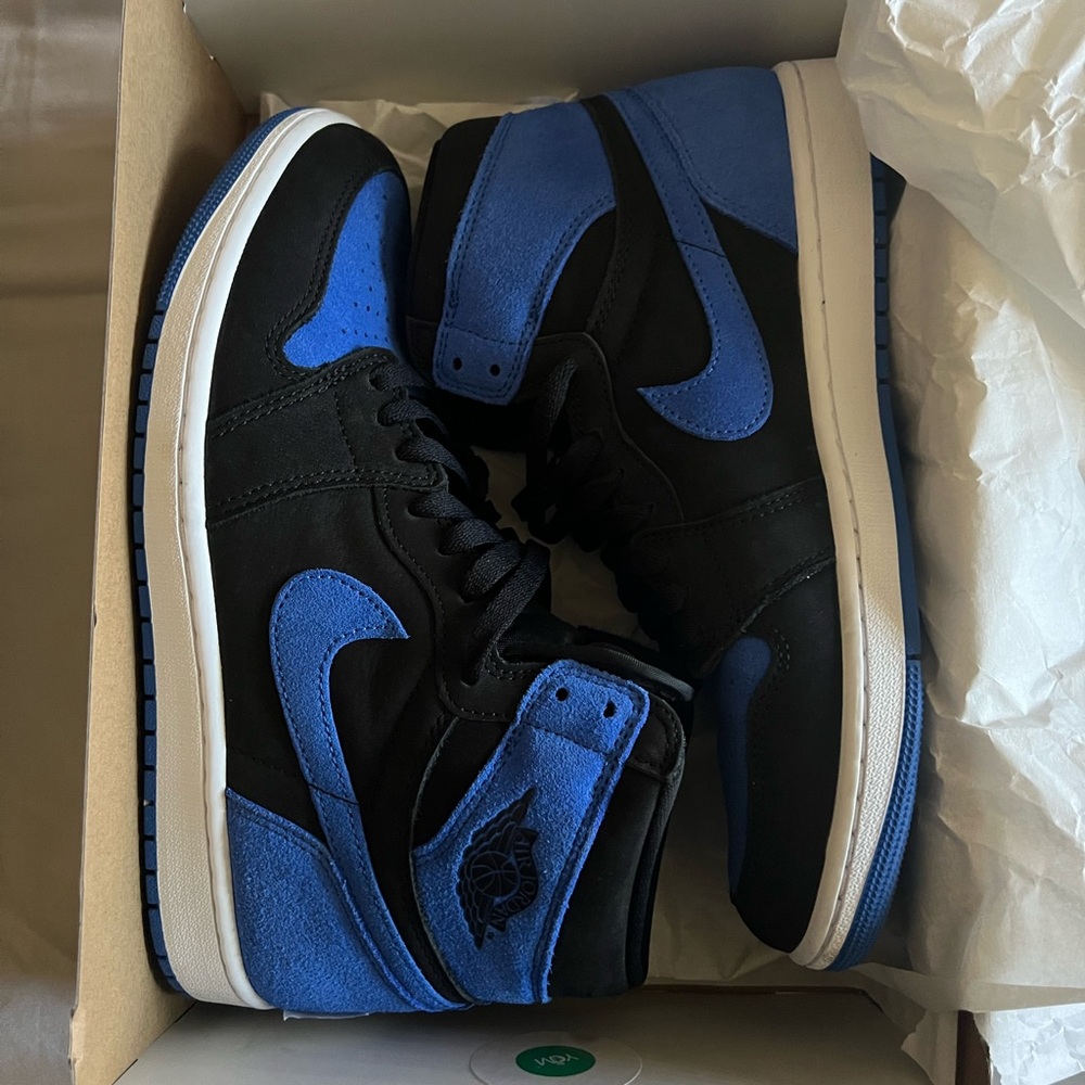 Nike Black and Blue Sneakers High-Top Design
